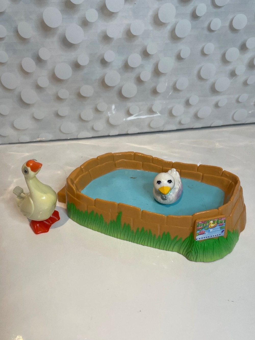 Vintage Littlest Pet Shop 🦆Swimming Ducklings Playset